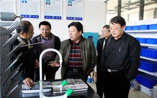 山東大學(xué)機(jī)械工程學(xué)院仇道濱書記、馮顯英教授蒞臨公司