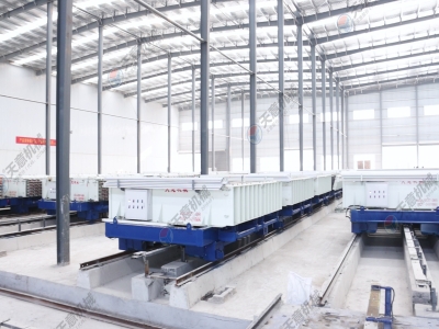 在選擇隔墻板機(jī)廠家時(shí)，需要注意什么？